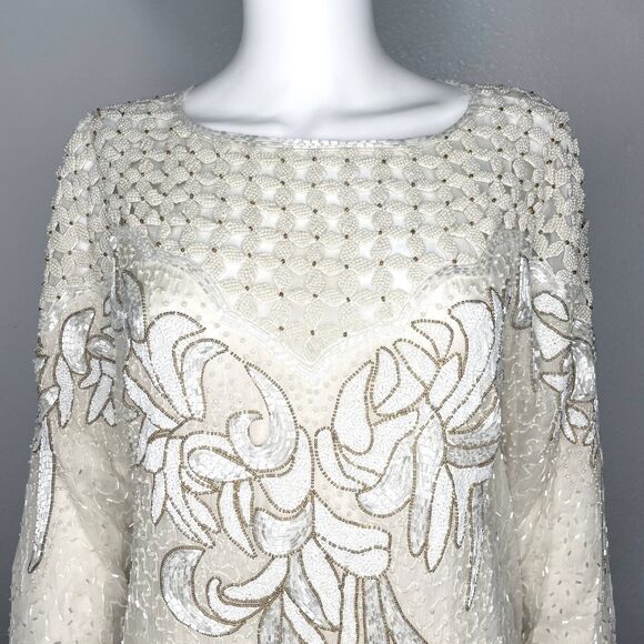 Anjumun California Rare Vintage 80s White Floral Pearlescent Beaded Gown - Picture 4 of 11
